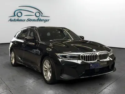 Gebraucht BMW 320 M Sport 184 PS (135 kW) 2024 Schwarzkeine angabe Kombi