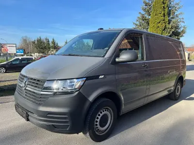 Gebraucht VW T6.1 110 PS (80 kW) 2021 Grau Van