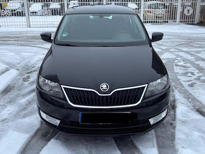 Gebraucht Skoda Rapid Active 90 PS (66 kW) 2016 Schwarz Kleinwagen
