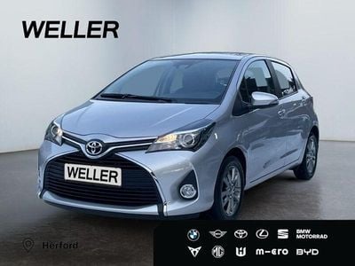 Gebraucht Toyota Yaris Edition-S 99 PS (72 kW) 2016 Platinsilber metallic Kleinwagen