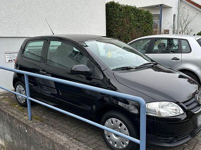 Second-hand VW Fox 54 CP (39 kW) 2009 Negru Hatchback
