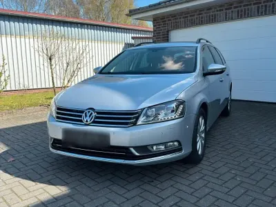 Gebraucht VW Passat 140 PS (102 kW) 2012 Silber Kombi