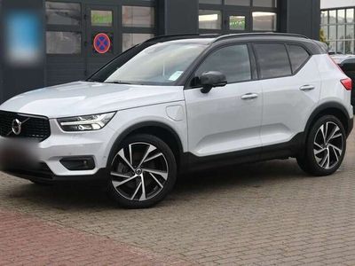 gebraucht Volvo XC40 T5 Twin Engine R-Design*LED*PANO*STHZ*360°