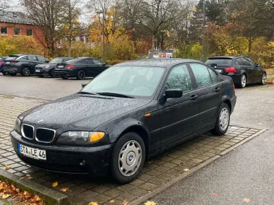 Gebraucht BMW 318 143 PS (105 kW) 2002 Schwarz Limousine