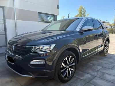 Usata VW T-Roc Style 116 CV (85 kW) 2018 Grigio SUV
