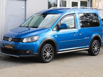 Blau Gebraucht 2015 VW Caddy Van / Kleinbus | 14.490 € (Fairer Preis)