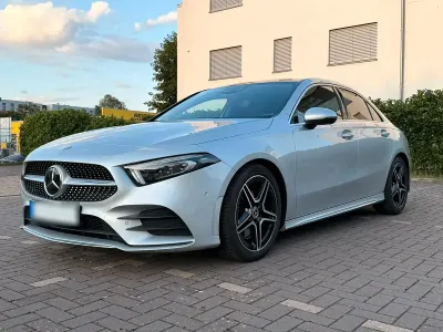 Gebraucht Mercedes A250 AMG line 224 PS (164 kW) 2019 Silber Limousine