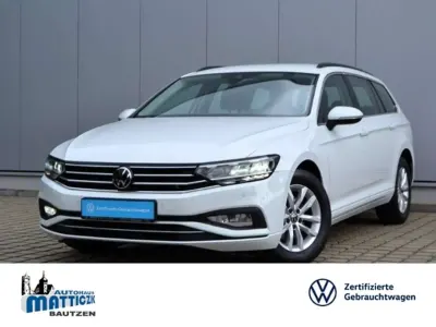 Gebraucht VW Passat Business 150 PS (110 kW) 2021 Pure white Kombi