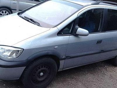 Gebraucht Opel Zafira 148 PS (108 kW) 2001 Silber Van / Kleinbus