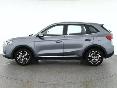 Neu MG ZS Luxury 197 PS (144 kW) 2025 Rot SUV