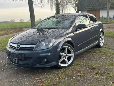 Begagnad Opel Astra GTC OPC 140 HK (102 kW) 2006 Grå Sportkupé