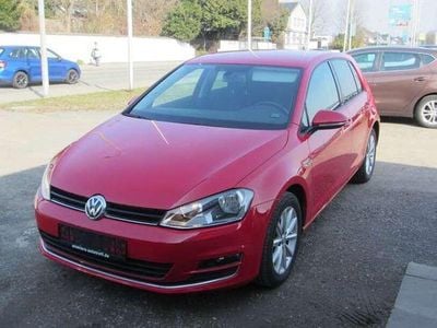 Gebraucht VW Golf VII LOUNGE 150 PS (110 kW) 2015 Tornadorot Kleinwagen