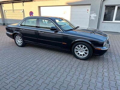 Jaguar XJ6