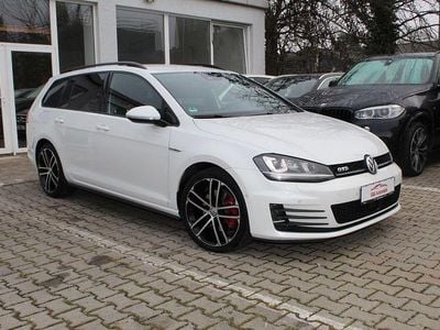 Weiß Gebraucht 2015 VW Golf VII GTD Limousine | 12.399 € (Guter Preis)