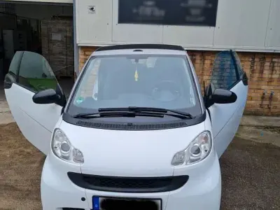 Używany Smart ForTwo Cabrio 71 KM (52 kW) 2011 Biały Kabriolet