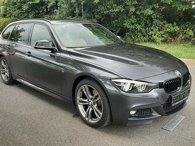 Gebraucht BMW 318 M Sport 136 PS (100 kW) 2019 Grau Kombi