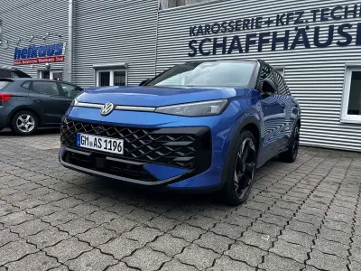 Gebraucht VW T-Roc R-line 190 PS (139 kW) 2026 Celestial blue metallic SUV