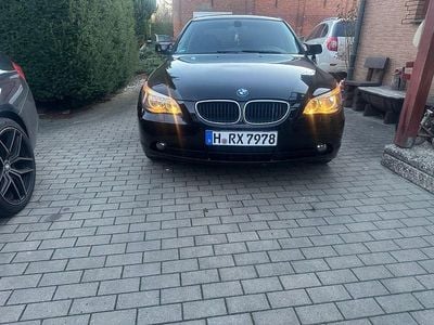 Gebraucht BMW 520 Sport Line 170 PS (125 kW) 2004 Schwarz Limousine