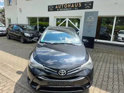 Gebraucht Toyota Avensis Edition-S 143 PS (105 kW) 2017 Schwarz Kombi