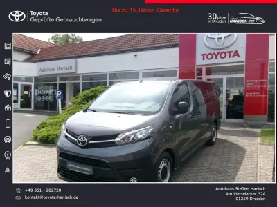 Gebraucht Toyota Proace Verso 120 PS (88 kW) 2022 Basaltgrau metallic Kombi