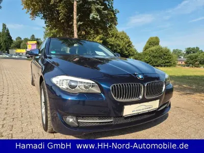 Gebraucht BMW 523 Sport Line 204 PS (150 kW) 2011 Blau Limousine