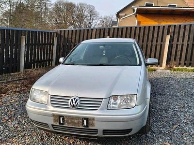 Gebraucht VW Bora 105 PS (77 kW) 1999 Grau Limousine