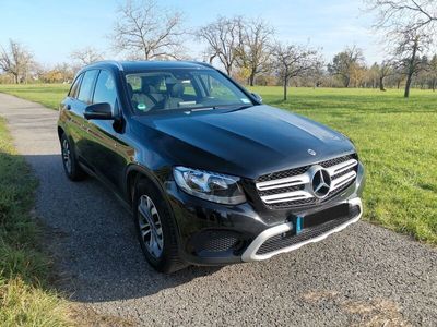 Mercedes GLC220