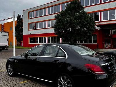 Schwarz Gebraucht 2018 Mercedes C180 Limousine | 20.500 € (Etwas zu teuer)