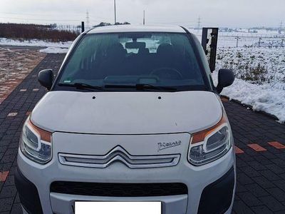 Weiß Gebraucht 2013 Citroën C3 Picasso Tendance Van / Kleinbus | 2.100 € (Superpreis)