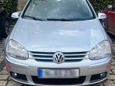 VW Golf V