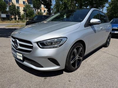Mercedes B220
