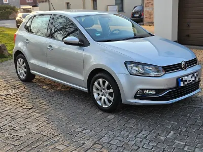 Gebraucht VW Polo 90 PS (66 kW) 2016 Silber Limousine