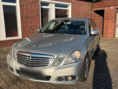 Gebraucht Mercedes E300 204 PS (150 kW) 2010 Silber Limousine