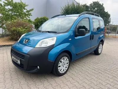 Gebraucht Peugeot Bipper 75 PS (55 kW) 2011 Blau Van / Kleinbus