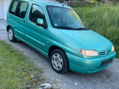 Gebraucht Citroën Berlingo 75 PS (55 kW) 2001 Grün Van / Kleinbus