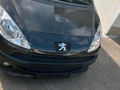 Peugeot 1007