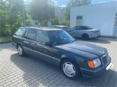 Gebraucht Mercedes 220 150 PS (110 kW) 1993 Kombi