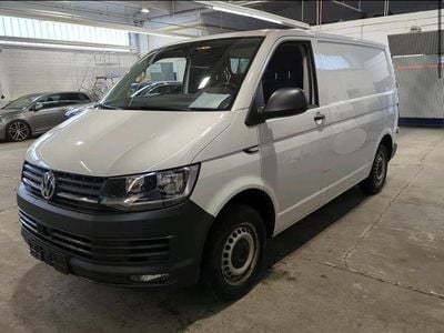 Gebraucht VW Transporter 150 PS (110 kW) 2019 Weiß Van
