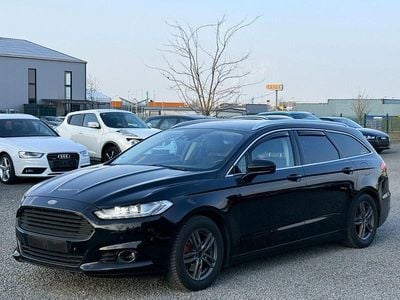 Gebraucht Ford Mondeo Titanium 150 PS (110 kW) 2015 Schwarz Kombi