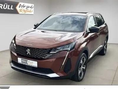 Gebraucht Peugeot 5008 Allure 131 PS (96 kW) 2023 Braun Van / Kleinbus