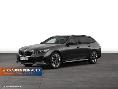 Usata BMW 550e Comfort Edition 489 CV (359 kW) 2025 Grigio Station wagon