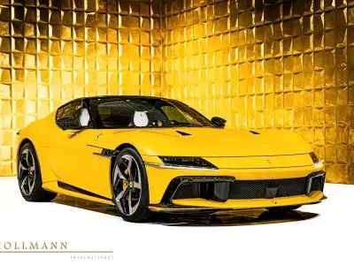 Nouă Ferrari 12 Cilindri 831 CP (611 kW) 2026 Galben Coupe