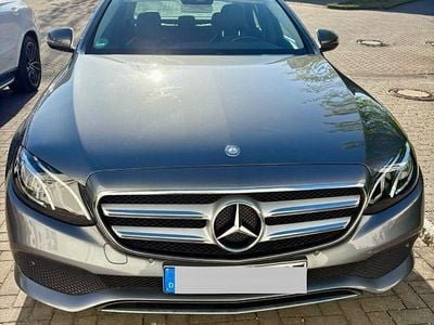 Gebraucht Mercedes E200 Avantgarde 184 PS (135 kW) 2016 Grau Limousine