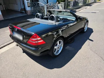 Gebraucht Mercedes SLK230 193 PS (141 kW) 1998 Schwarz Cabrio