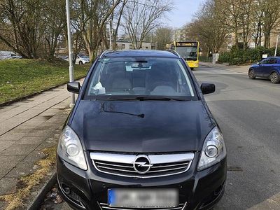 Gebraucht Opel Zafira 125 PS (91 kW) 2012 Schwarz Van / Kleinbus