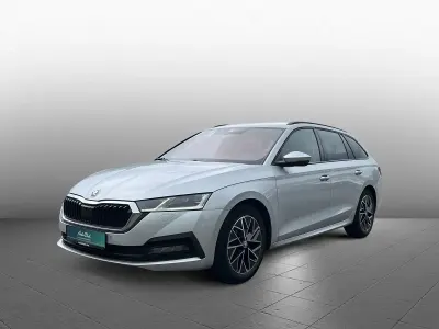 Używany Skoda Octavia Ambition 150 KM (110 kW) 2020 Srebrny Kombi