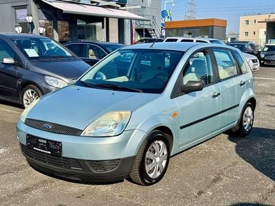 Gebraucht Ford Fiesta Ambiente 80 PS (58 kW) 2004 Grün Kleinwagen