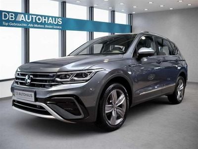 Gebraucht VW Tiguan Allspace Elegance 190 PS (139 kW) 2023 Grau SUV