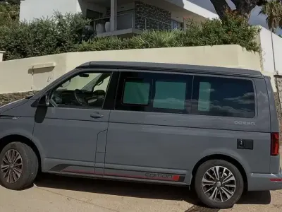 Gebraucht VW T6.1 Edition 150 PS (110 kW) 2023 Grau Van