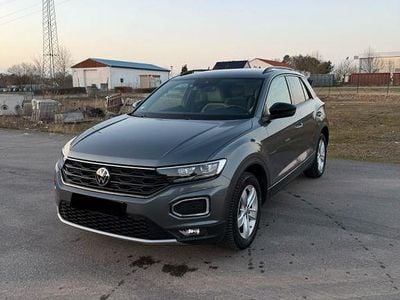 Gebraucht VW T-Roc Sport 150 PS (110 kW) 2020 Grau SUV
